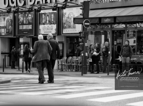 Urban photography - Paris, France
© Anita Thomas - Urbanmoon Photography. All Rights Reserved. street photography