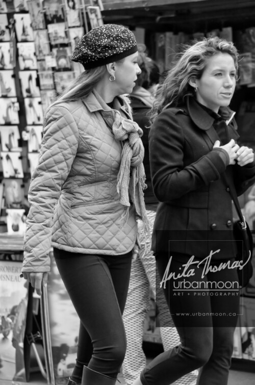 Urban photography - Paris, France
© Anita Thomas - Urbanmoon Photography. All Rights Reserved. street photography