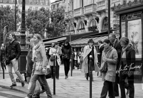 Urban photography - Paris, France
© Anita Thomas - Urbanmoon Photography. All Rights Reserved. street photography