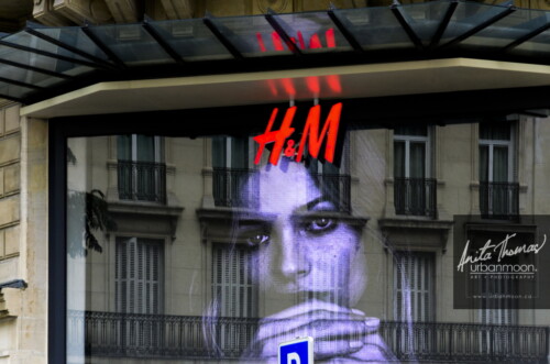 Urban photography - Paris, France
© Anita Thomas - Urbanmoon Photography. All Rights Reserved. street photography