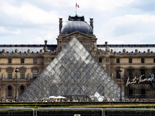 Urban photography - The Louvre, Paris, France
© Anita Thomas - Urbanmoon Photography. All Rights Reserved. the louvre paris france