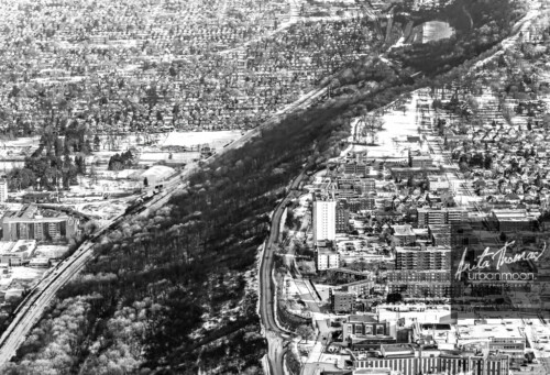 Aerial photography - The Niagara Escarpment in Hamilton, Ontario
© Anita Thomas - Urbanmoon. All Rights Reserved. the niagara escarpment in hamilton ontario