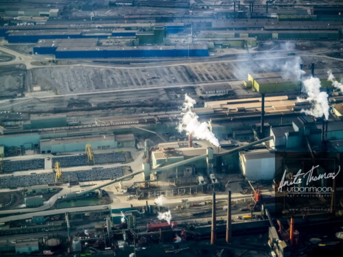 Aerial photography - ArcelorMittal Dofasco in Hamilton, Ontario.
© Anita Thomas - Urbanmoon. All Rights Reserved. v